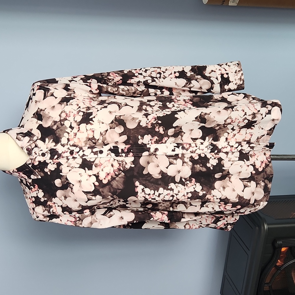 Banana Republic Parker tunic fit floral button down shirt